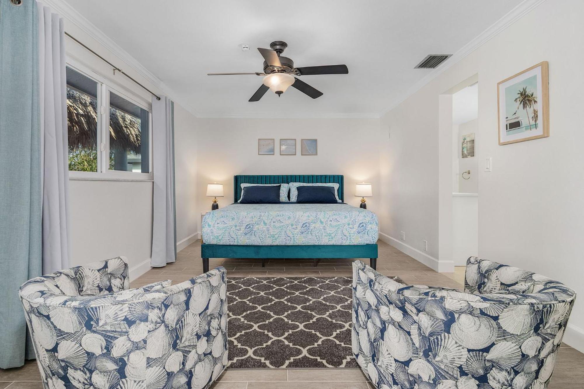 Tiki W/ Heated Pool Very Quiet & Oasis Cape Coral
